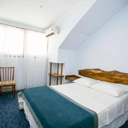 غاغرا Guest House Lavr المظهر الخارجي الصورة