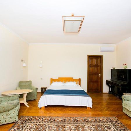 غاغرا Guest House Lavr المظهر الخارجي الصورة