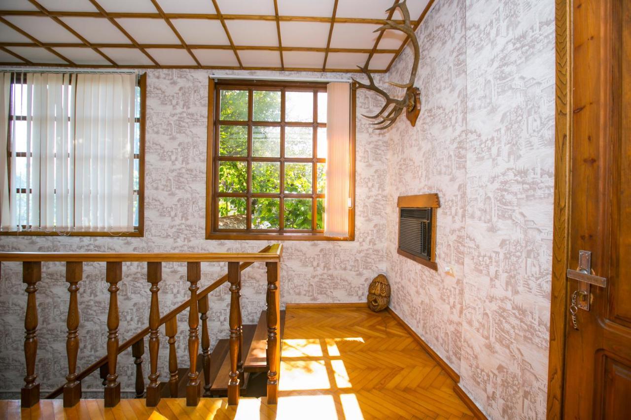 غاغرا Guest House Lavr المظهر الخارجي الصورة