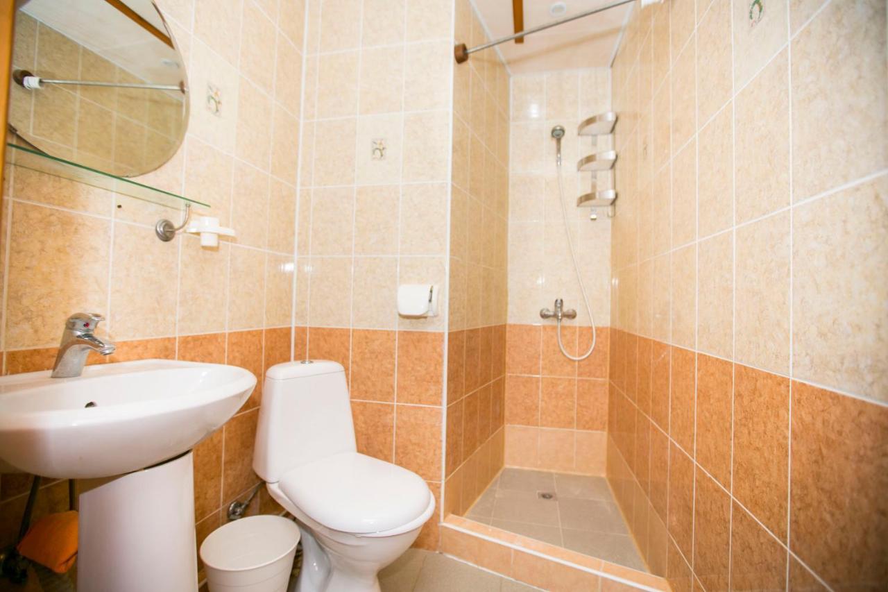 غاغرا Guest House Lavr المظهر الخارجي الصورة