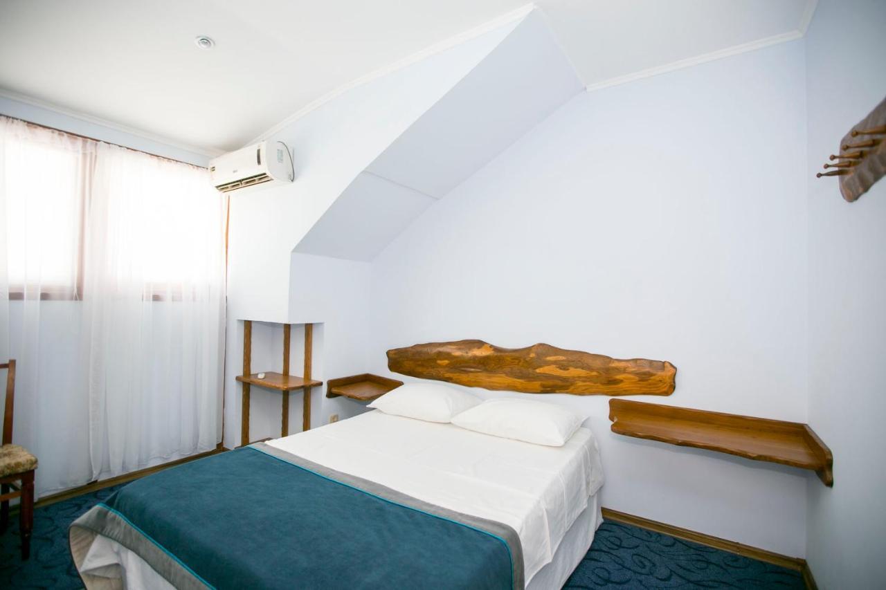 غاغرا Guest House Lavr المظهر الخارجي الصورة