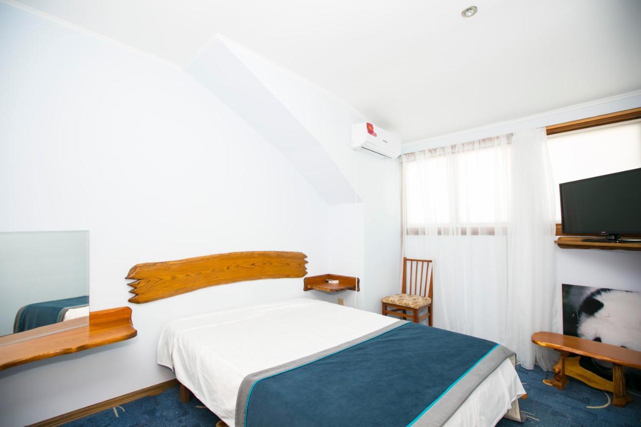 غاغرا Guest House Lavr المظهر الخارجي الصورة