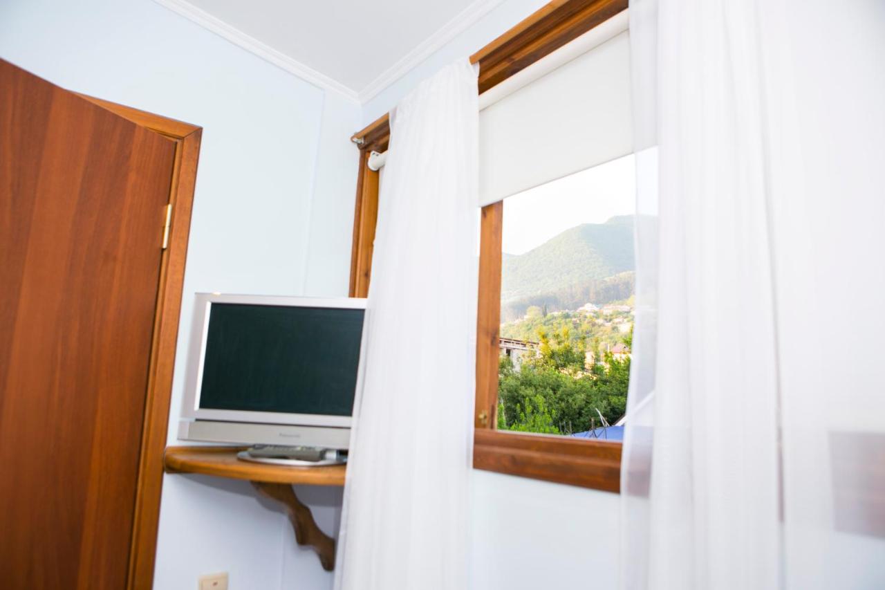 غاغرا Guest House Lavr المظهر الخارجي الصورة